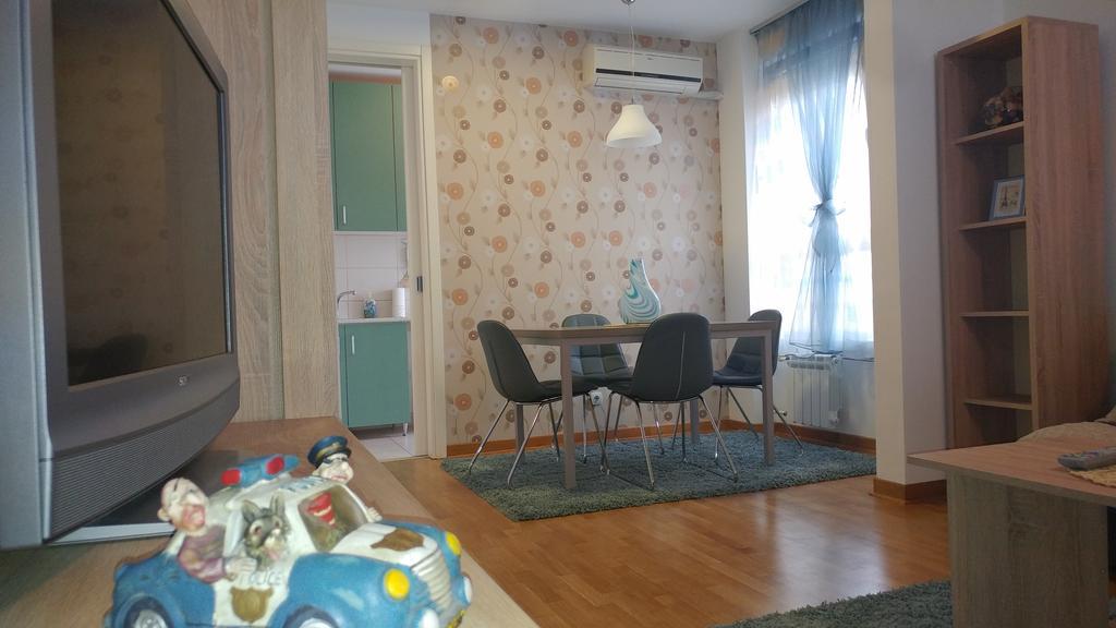 Twin Belville Apartments Belgrado Buitenkant foto