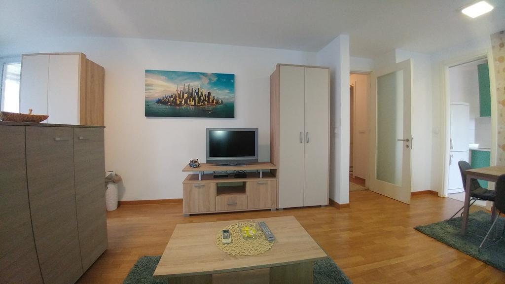 Twin Belville Apartments Belgrado Buitenkant foto