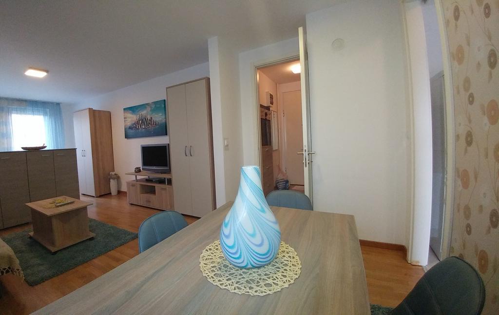 Twin Belville Apartments Belgrado Buitenkant foto