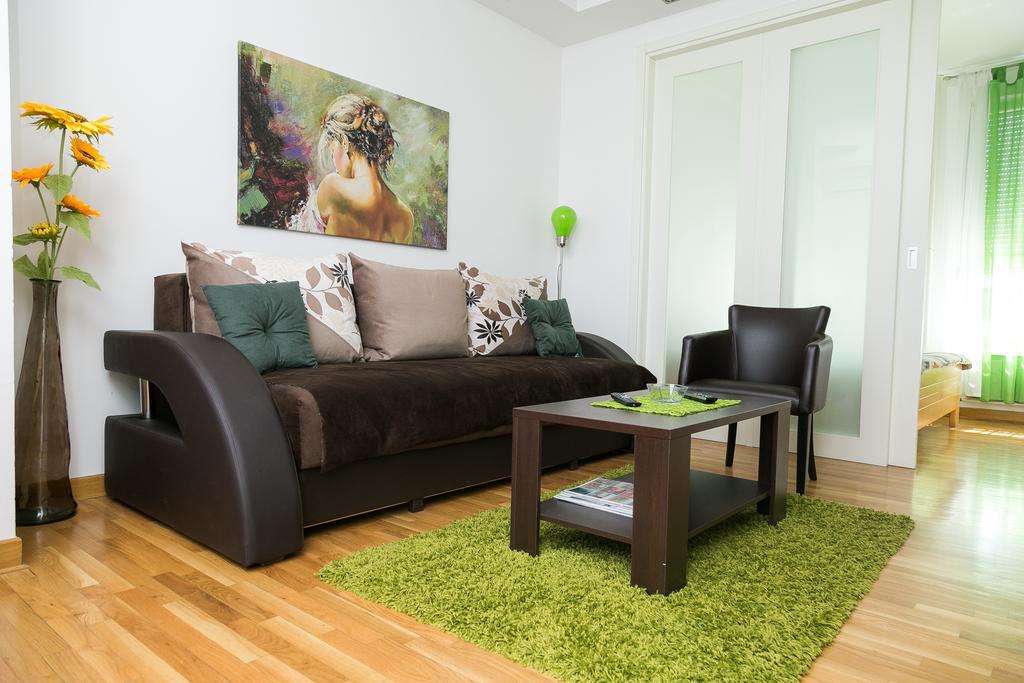 Twin Belville Apartments Belgrado Buitenkant foto