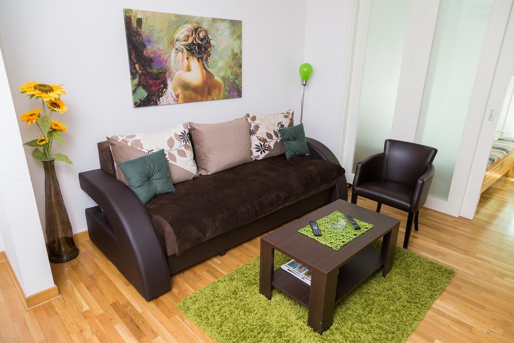 Twin Belville Apartments Belgrado Buitenkant foto
