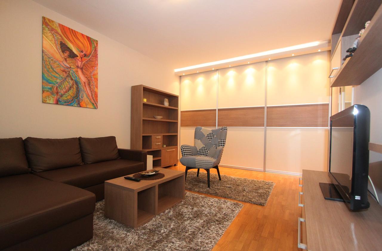 Twin Belville Apartments Belgrado Buitenkant foto