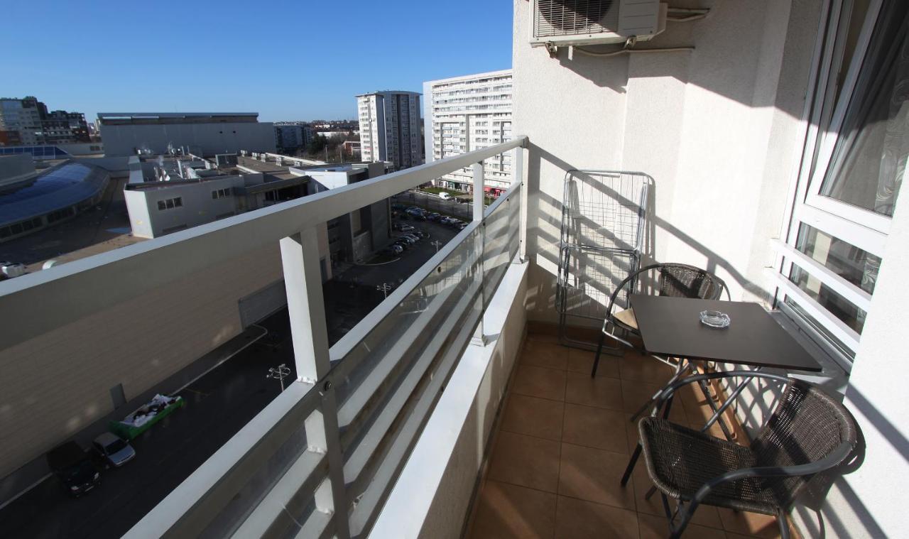 Twin Belville Apartments Belgrado Kamer foto