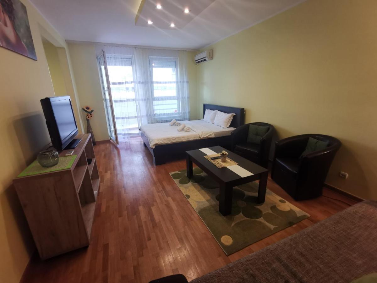 Twin Belville Apartments Belgrado Buitenkant foto